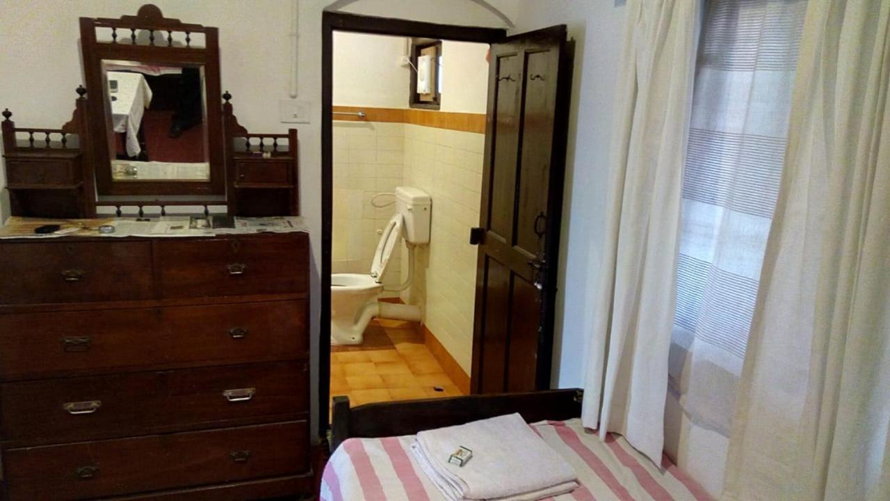 Отель Ywca Wyoming Кунур Экстерьер фото